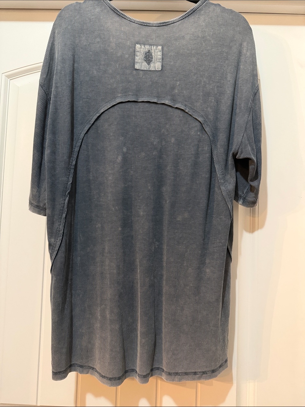 NWOT Free People Movement Oversized Top - Picture 5 of 12